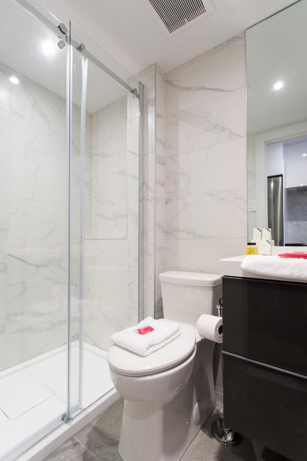 Blue Oasis Studio With Full Kitchen And Bath By Den Stays Montreal Zewnętrze zdjęcie